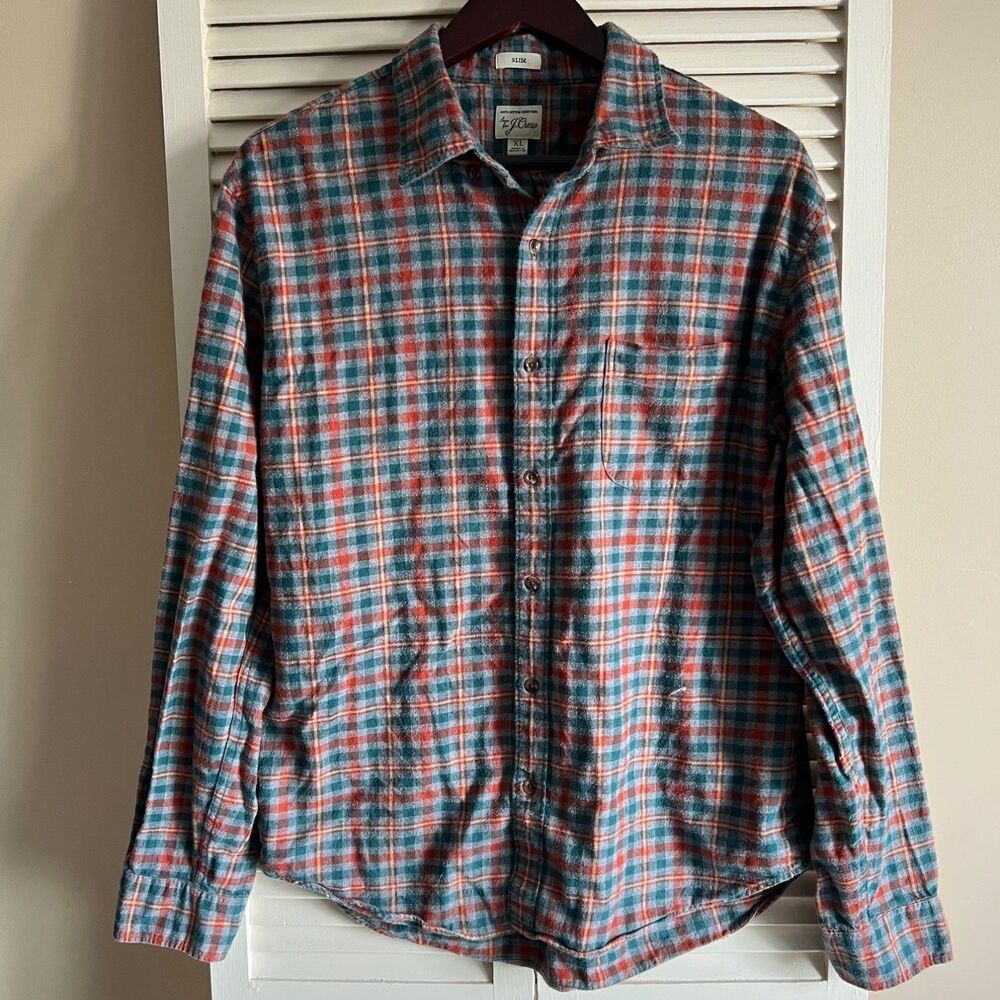 J crew 16inch chest 26 long 22 pit t sleve